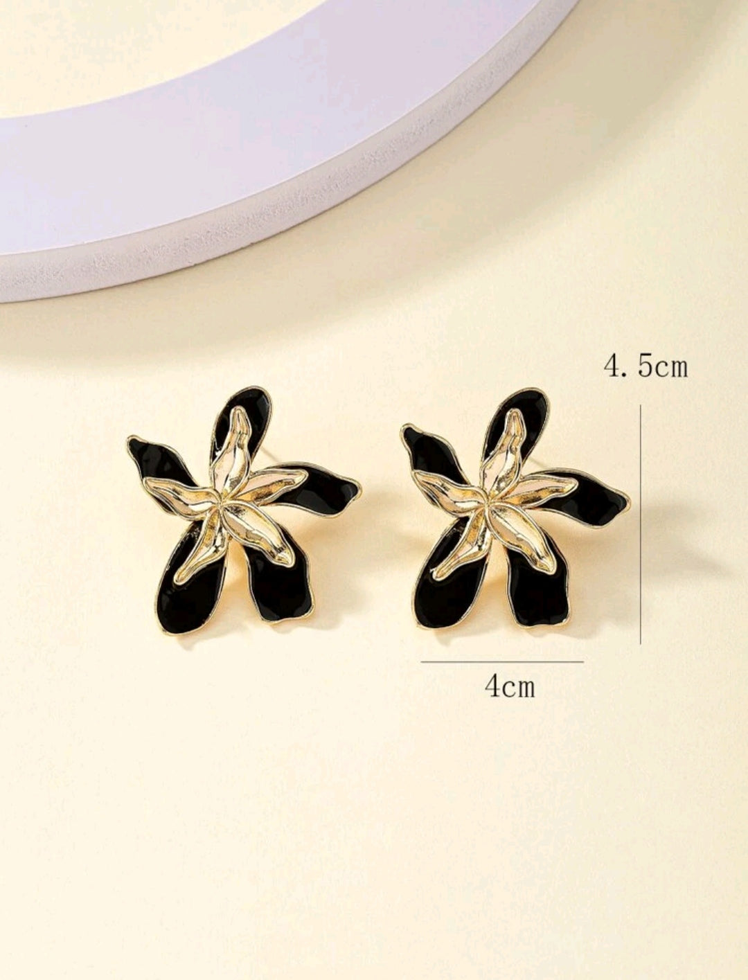 Aretes Flower gold and black