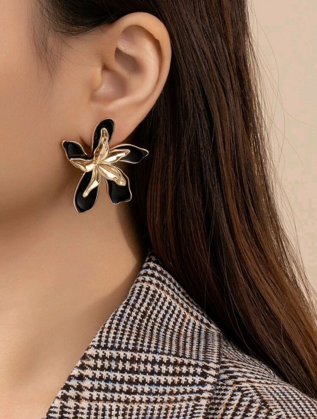 Aretes Flower gold and black